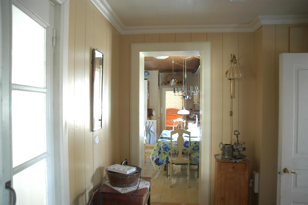 فيلا 1800'S Townhouse لوفيزا الغرفة الصورة